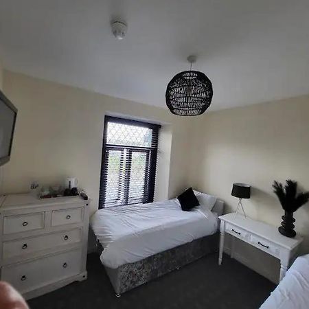 The Dublin Packet - Twin Room 1 Holyhead Exterior foto